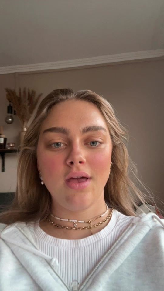 TikTok video thumbnail by emiliasmit18
