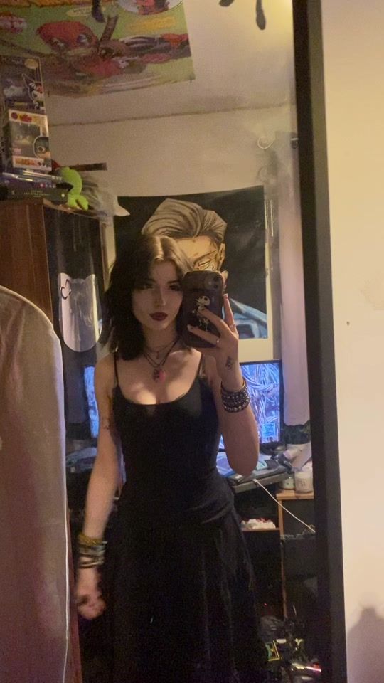 TikTok video thumbnail by chloeisbanned