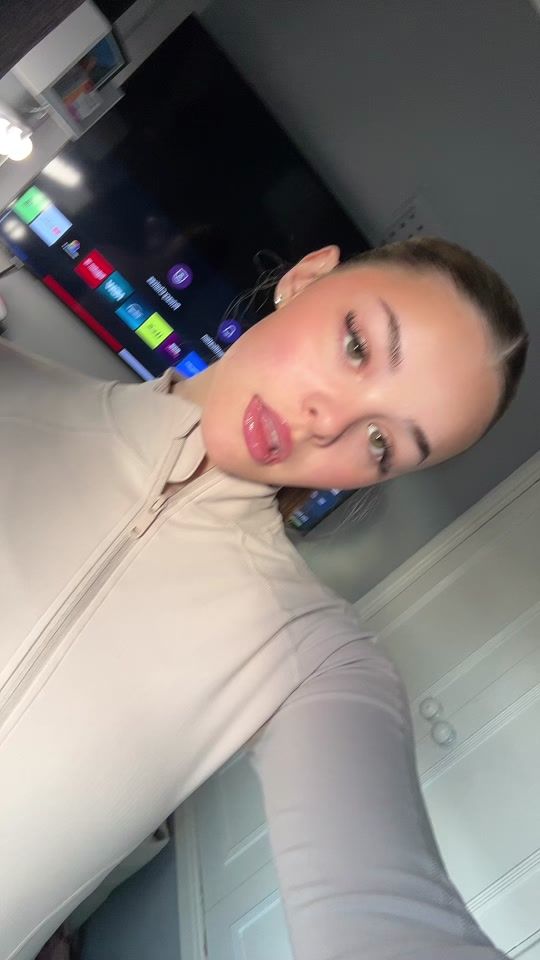 TikTok video thumbnail by chloewoodox