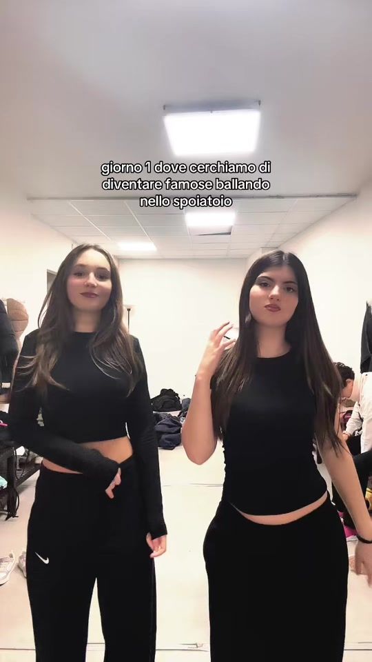 TikTok video thumbnail by ragazze5_del_movefi