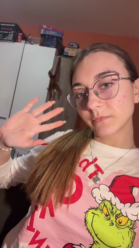 TikTok video thumbnail by weird.b1tch.com
