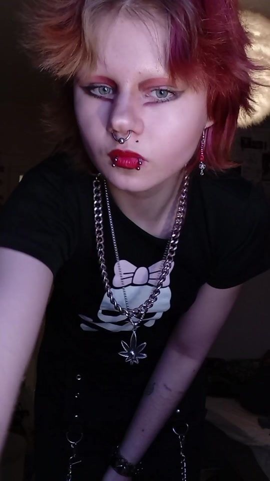 TikTok video thumbnail by rawringemo4life