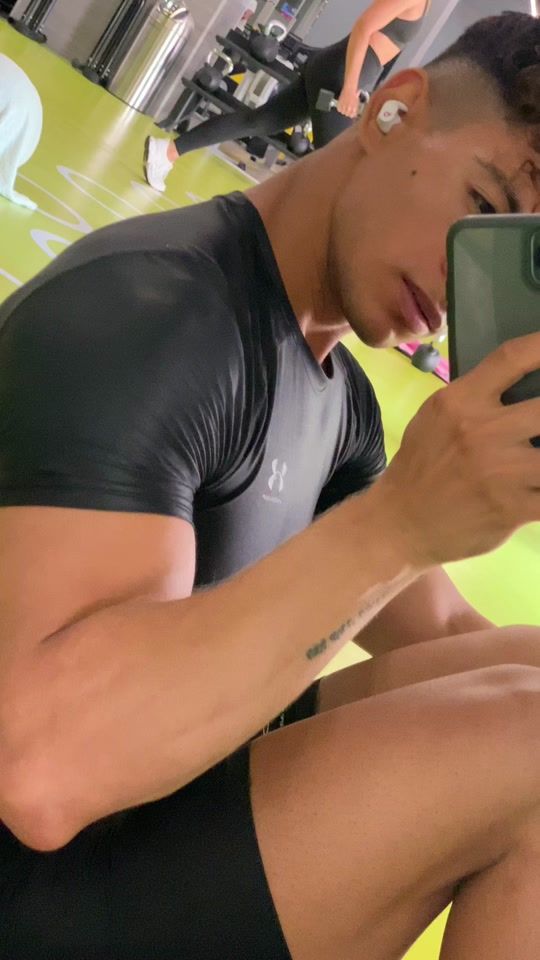 TikTok video thumbnail by stivfitness