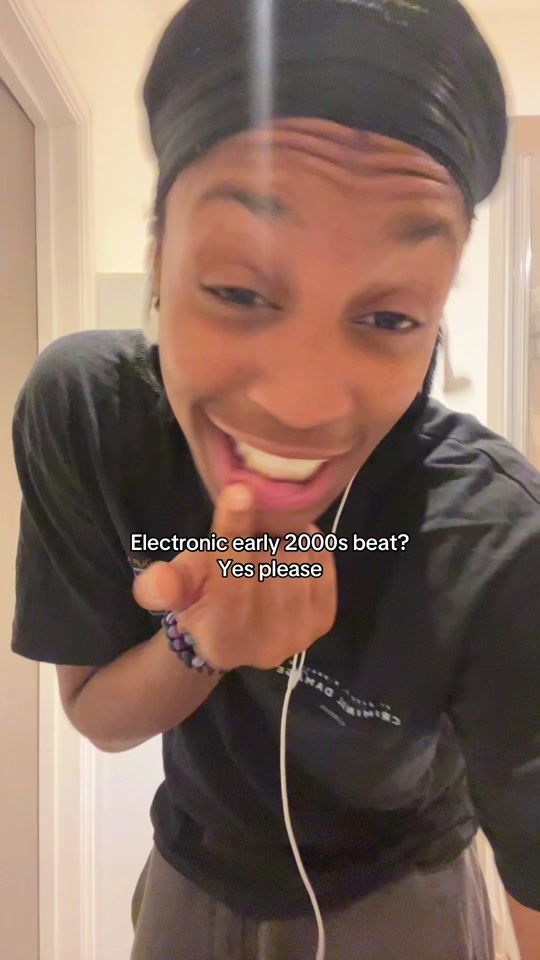 TikTok video thumbnail by wholelottavibes._