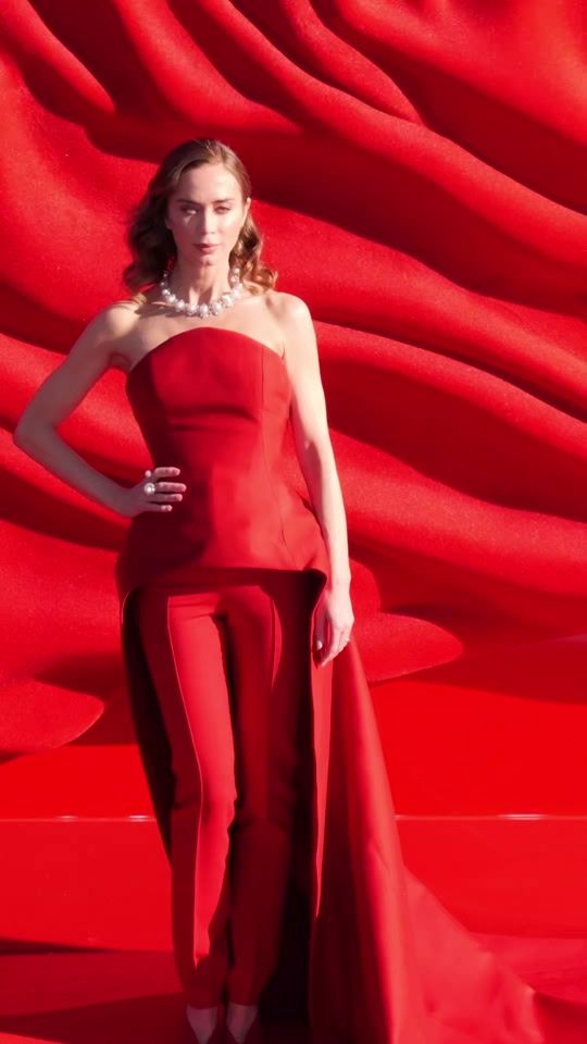 TikTok video thumbnail by voguefrance