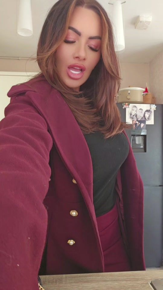 TikTok video thumbnail by deemaxine1