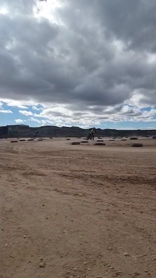 TikTok video thumbnail by karola.racing